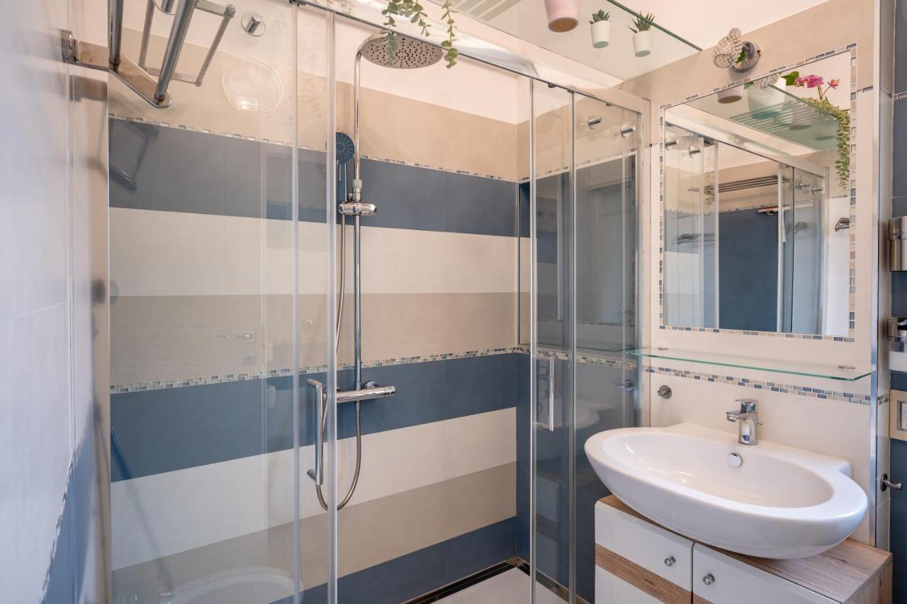 Kalbia Apartment Or Rooms Renovated, Functional, Intimate And More كالياري المظهر الخارجي الصورة